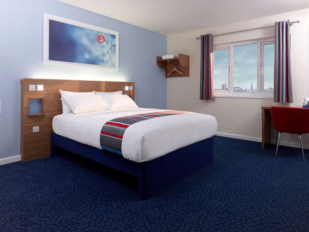 Travelodge Walton On Thames Zimmer foto