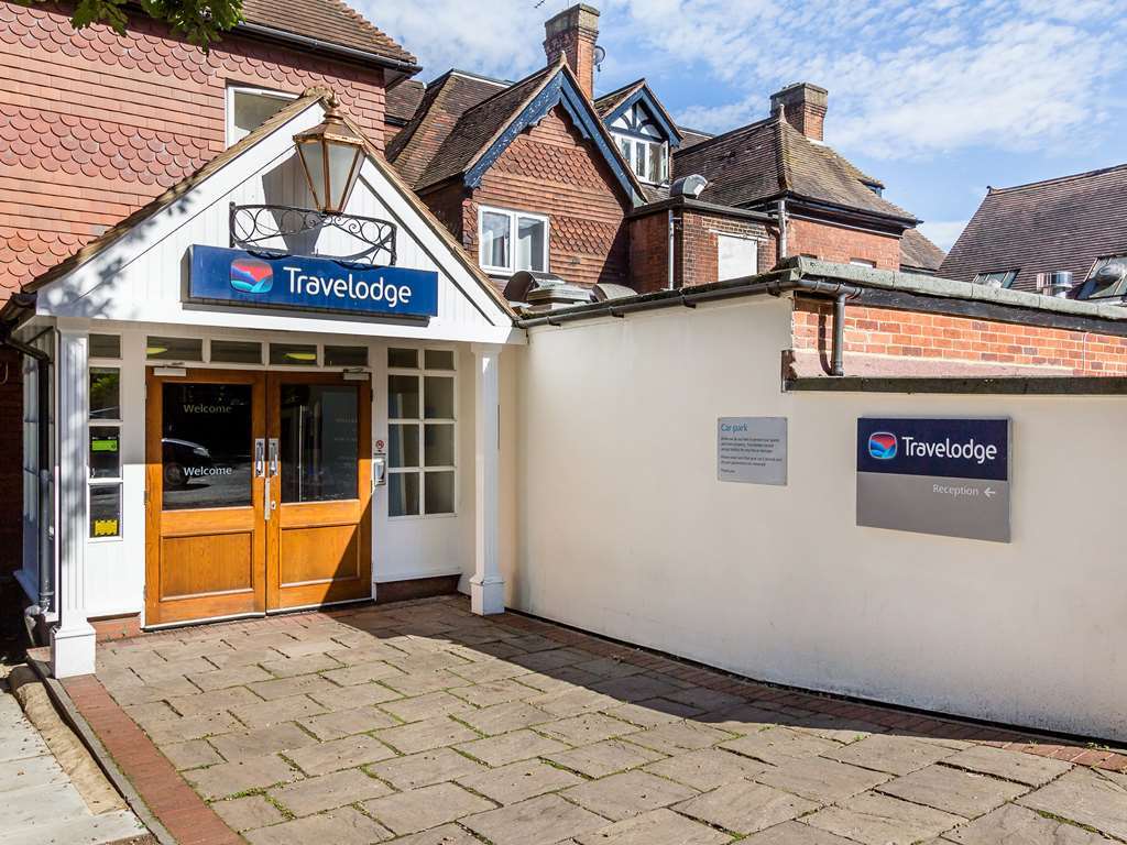 Travelodge Walton On Thames Exterior foto