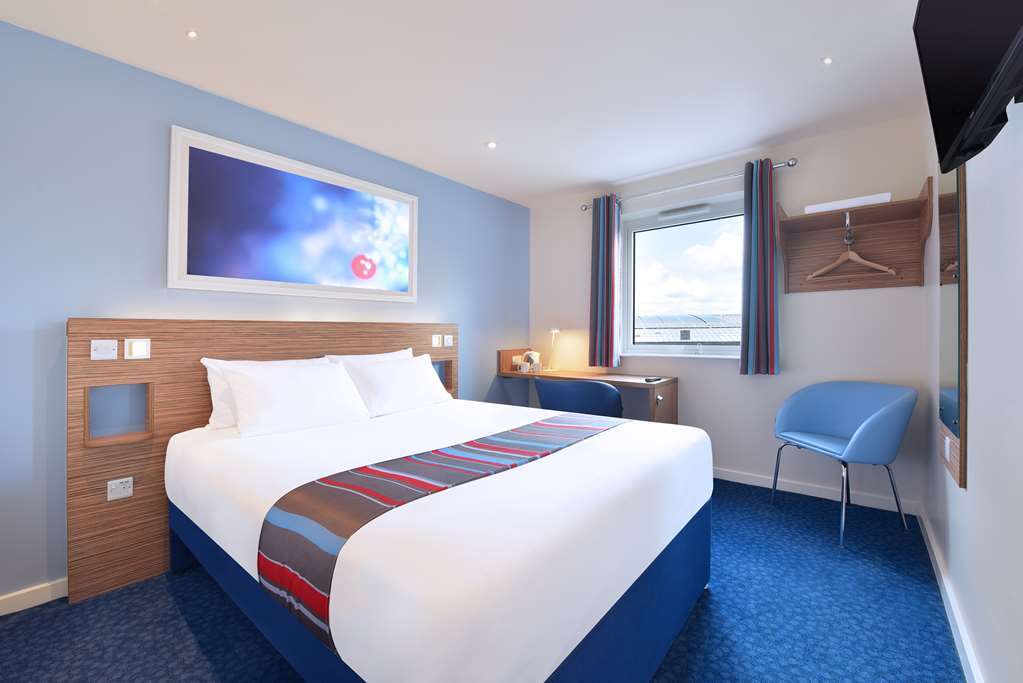 Travelodge Walton On Thames Zimmer foto
