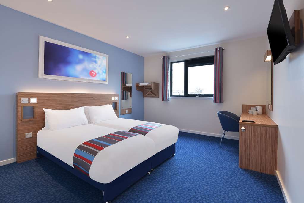 Travelodge Walton On Thames Zimmer foto